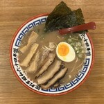 Ikko Tsuya - 大分濃厚豚骨ラーメン 830円