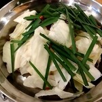 Ebisu Shouten Azabu - 博多水炊き風もつ鍋