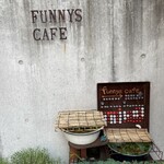 funnys cafe - 