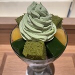 Saryou Tsujiri - 抹茶たっぷりのパフェ！