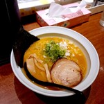 TORA - 海老しじみ豚骨醤油 950円