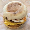 マクドナルド - 料理写真:メガマフィン（390円）