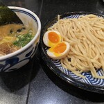 青山焼鳥倶楽部 昼の部 らーめん・つけ麺屋 - 