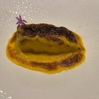 TROIS VISAGES - 夏鱈・オランデーズソース