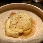 エクアトゥール - 茄子のフリット 雲丹とフカヒレのソース