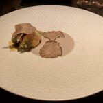 エクアトゥール - レバーペースト きのこのポタージュソース トリュフ