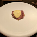 エクアトゥール - 牛ざぶとん 牡蠣 トマト レタス