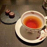 エクアトゥール - 紅茶 カヌレ