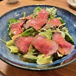 Izakaya Biggu - ローストビーフサラダ