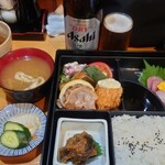 どん家 - 日替わり弁当（ご飯おかわり×２）