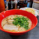 長浜ラーメン博多屋 - 