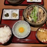 Kameido Nikushabuya - 黑毛和牛のすき焼き(ランチ)　¥1500