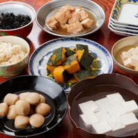 全てのランチにおばんざいが付いております。