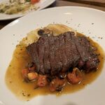 Tartaruga - 国産牛のもも肉ステーキ