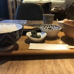 和食ダイニング ごはん - ほっけの開き定食（側面）