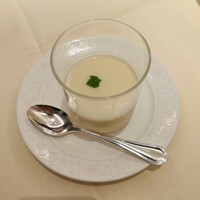 鴻臚 - 