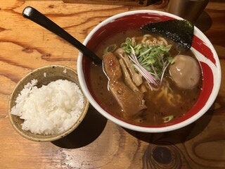 麺場 浜虎 - 醤そば 白飯