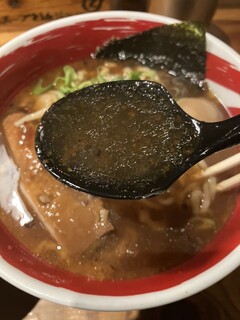 麺場 浜虎 - スープ