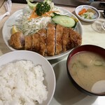 あけぼの - 上トンカツ定食　1,400円