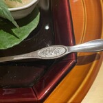 銀座 しのはら - 小さなカニスプーン