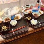 食事処ひろ - 8月3日 ランチの用意されてます