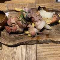 リオ・ブルーイング・コー ビストロアンドガーデン 東京ミッドタウン - ブランド豚四万十ポーク最上級ロースの石窯ローストグリル