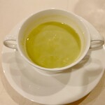 ラ・スースANN - グリーンピースのスープ