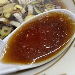 ラーメン もっけだの - 『つけ中華(あっさり)+味玉』のスープ