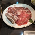 炭焼道楽 - まず肉盛り合わせ