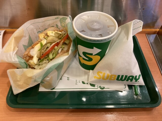 SUBWAY Shinjuku Higashiguchi Ten photo 2