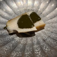 麻布十番 鮨 無銘 - 鮑と肝醤油