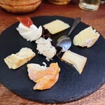 朝めし酒場 ナニコレ食堂 - 