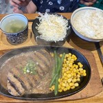 下北しずる - 牛タンハンバーグステーキランチ！1000円！