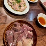 肉盛ホルモン - 鶏肉＋生レバー＆生ハツ、朝どり網レバー、シマチョウ