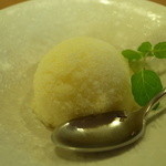 三友居 - パイナップルのシャーベット