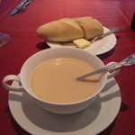 ビストロ・プティポワ - カリフラワーのスープ