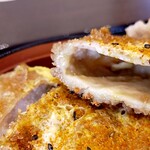 そば元本舗 - キングポークカツ丼の衣