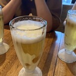 パワーズ - プラス200円でビールをいただきまーす。