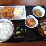 Taihou Shokujidokoro - ご飯は大きな茶碗にみっしり！