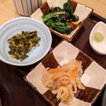 Shiroku Jichuu - 小鉢（お昼の鯖味噌煮定食）