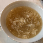 銀座楼蘭 - 干し貝柱入りふかひれスープ