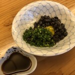 Mutou - 黒千石豆納豆