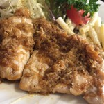 ともべ食堂 - 手ですりおろした生姜と甘辛いタレが絶品