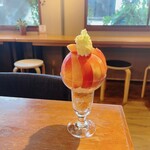 桃の農家カフェ ラペスカ - ピーチジュエル