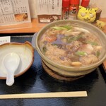 角丸 - みそ煮込みうどん　920円(税込)