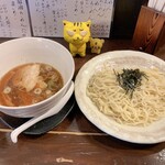 Narutoya - つけ麺　780円(税込)
