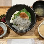 自然薯とろろ丼専門店 黒十ヤ - 