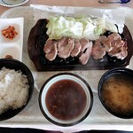 盛岡南ゴルフ倶楽部 - ラム肉定食