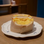 天然酵母の食パン専門店 つばめパン&Milk - 