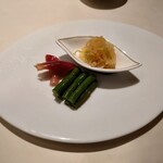 中国飯店 - 三種前菜の盛り合わせ